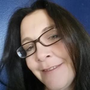 Meet your Posher, Phoebe